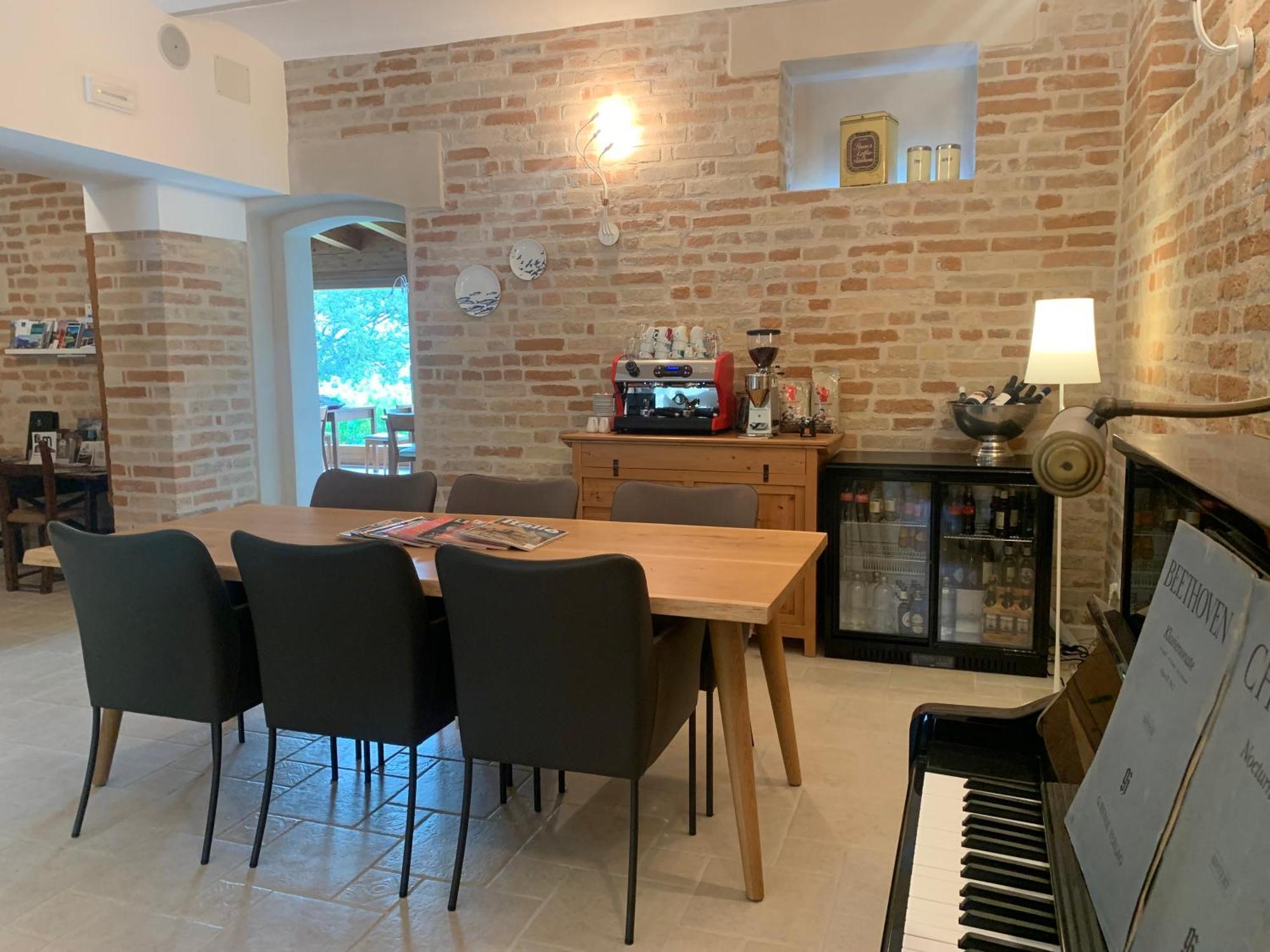 Gastronomic B&B Carlocarla Monte San Pietrangeli エクステリア 写真