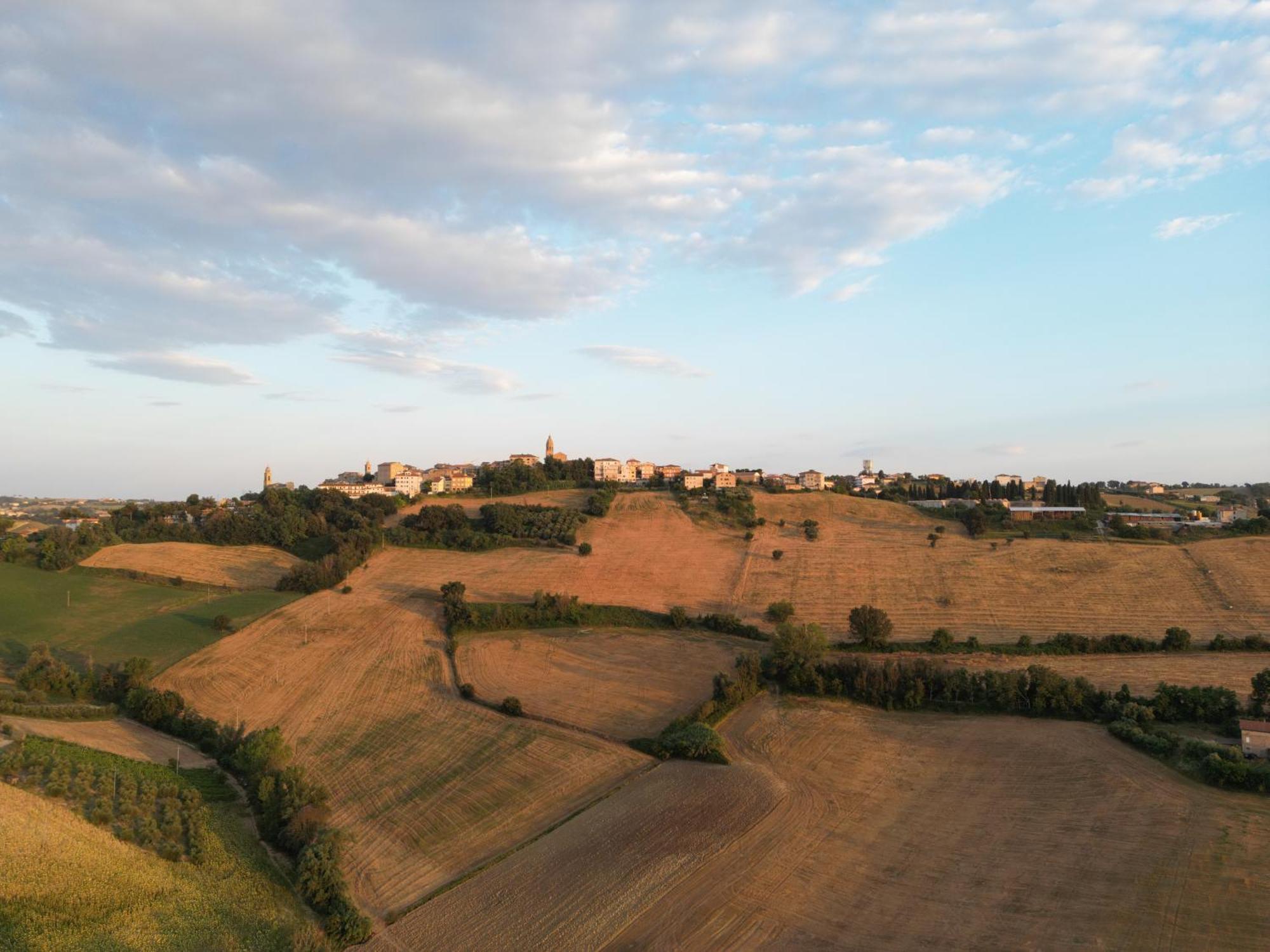 Gastronomic B&B Carlocarla Monte San Pietrangeli エクステリア 写真